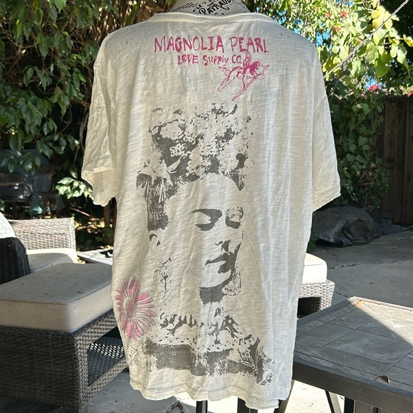 NWT🌼🐦Magnolia Pearl Frida Tee in Ivory One Size Fits Most - Picture 9 of 12